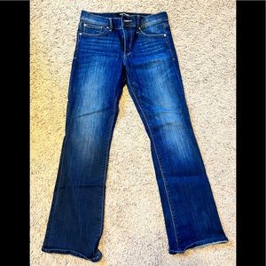 Express Size 6 barely boot mid rise jeans